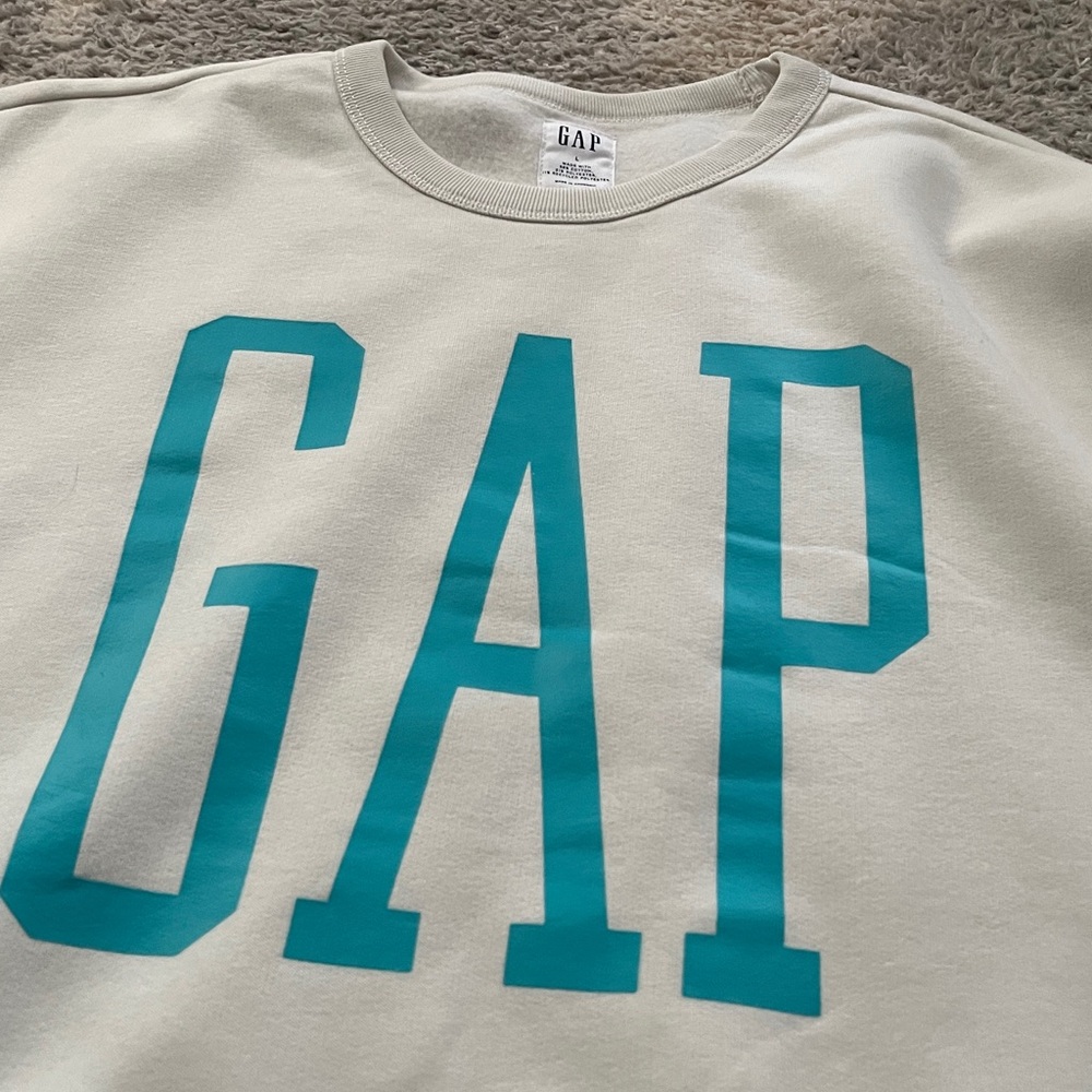NWOT • GAP Men's SWEATSHIRT - Picture 8 of 8